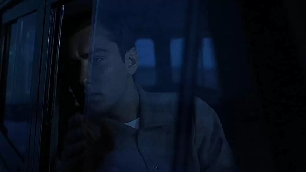 イグジステンズの画像