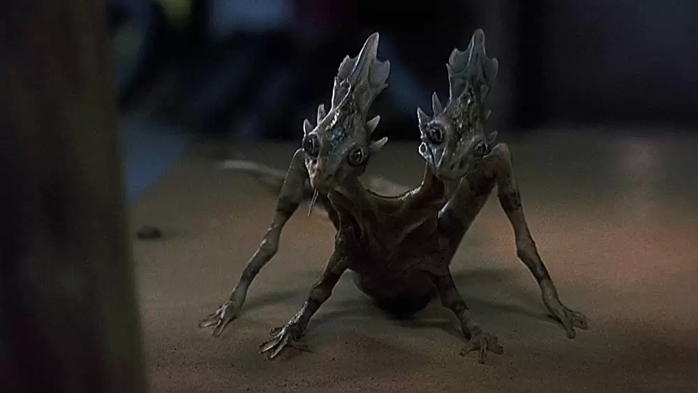 イグジステンズの画像