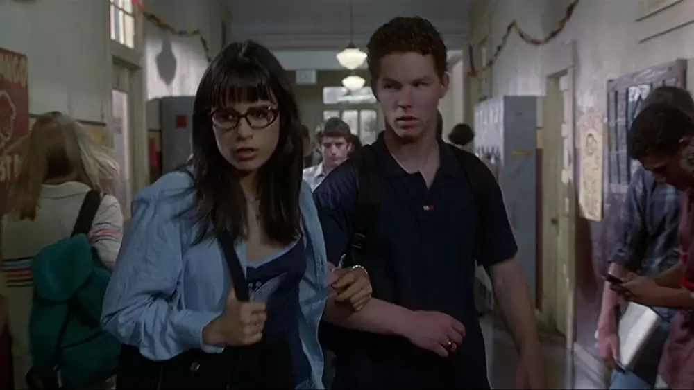 「パラサイト」ショーン・ハトシー & ジョーダナ・ブリュースターの画像