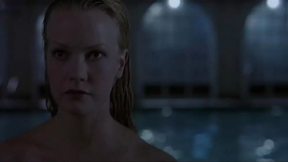 「パラサイト」ローラ・ハリスの画像