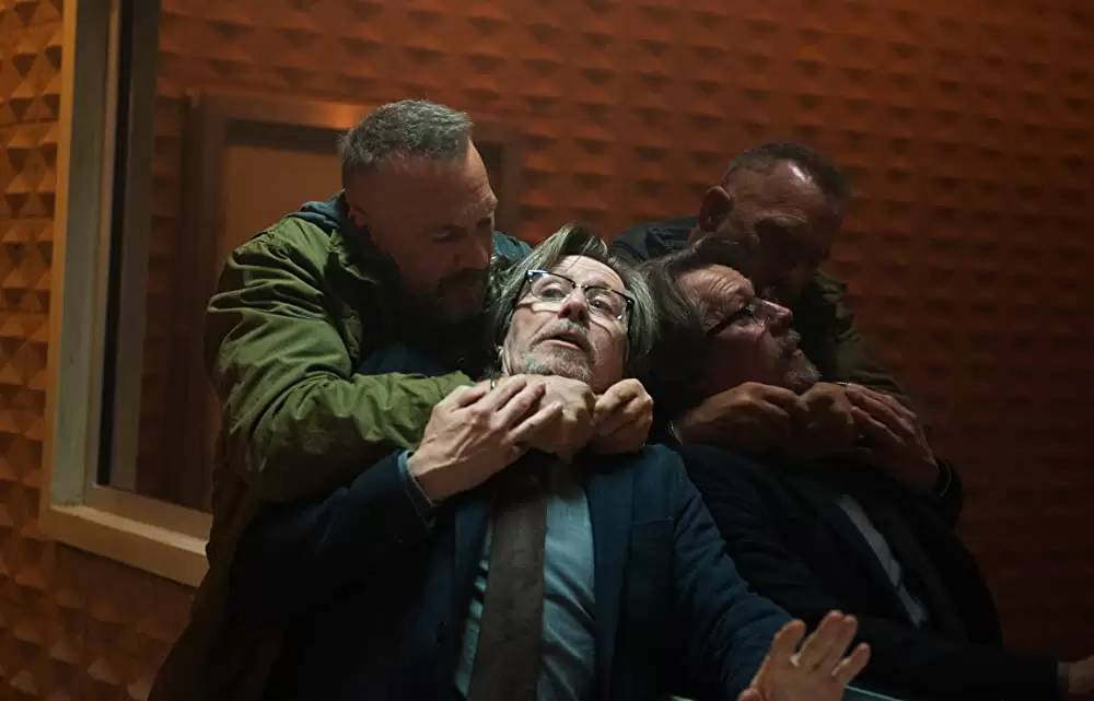 「クリミナル ２人の記憶を持つ男」ケビン・コスナー & ゲイリー・オールドマンの画像