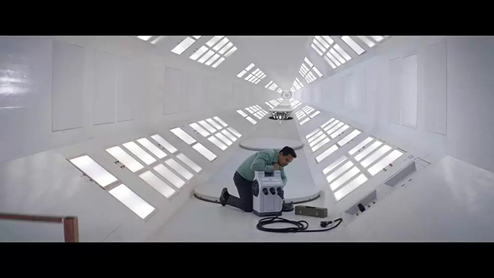 「エクスティンクション 地球奪還」マイケル・ペーニャの画像