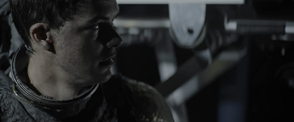 エクスティンクション 地球奪還の画像