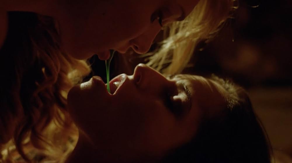 Return to Nuke 'Em High Volume 1（原題）の画像