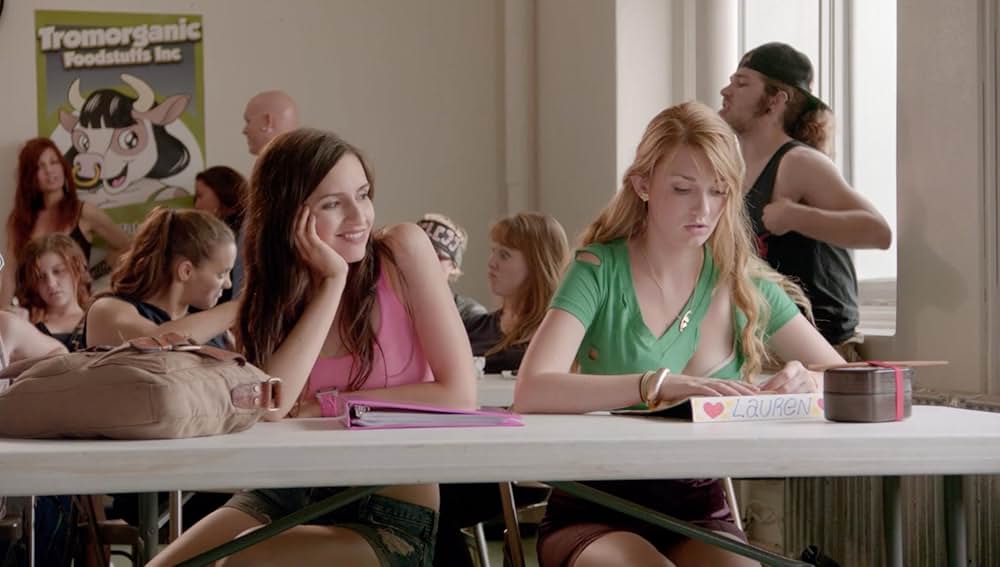 Return to Nuke 'Em High Volume 1（原題）の画像