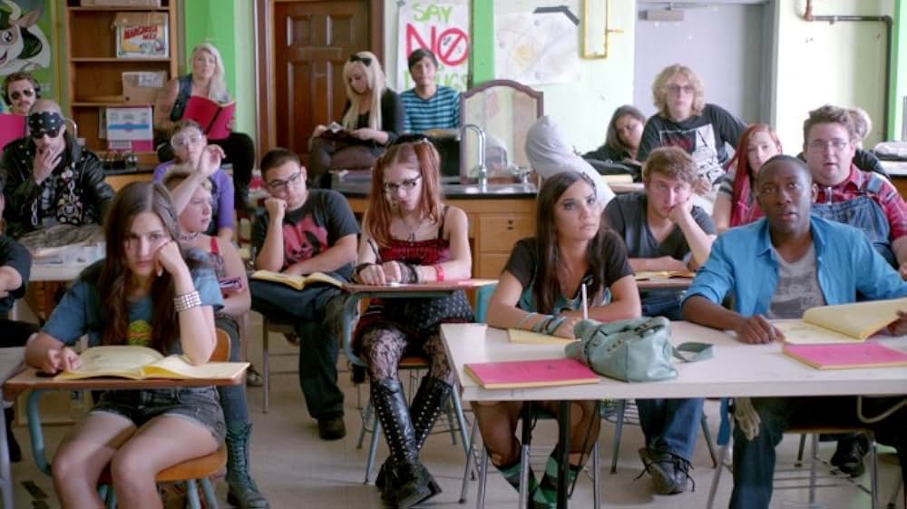 Return to Nuke 'Em High Volume 1（原題）の画像