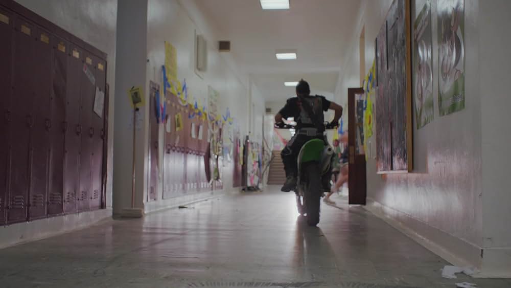 Return to Nuke 'Em High Volume 2（原題）の画像