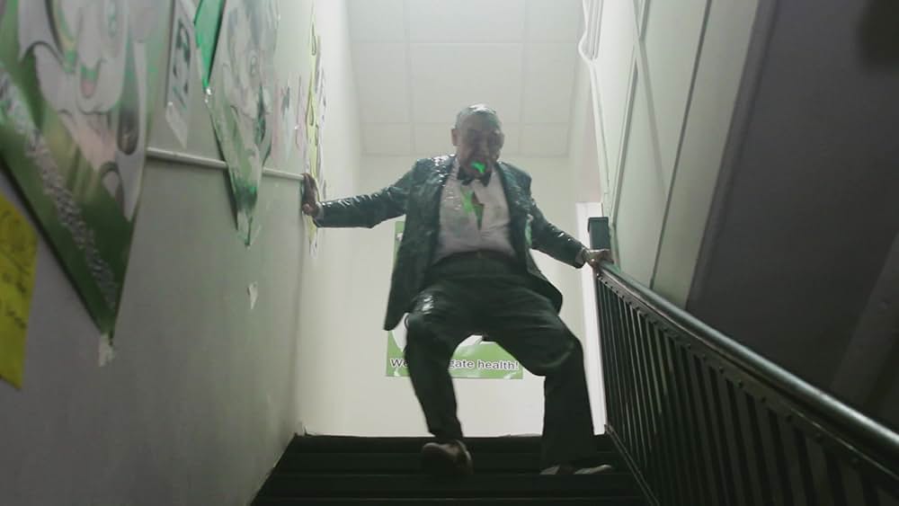 Return to Nuke 'Em High Volume 2（原題）の画像