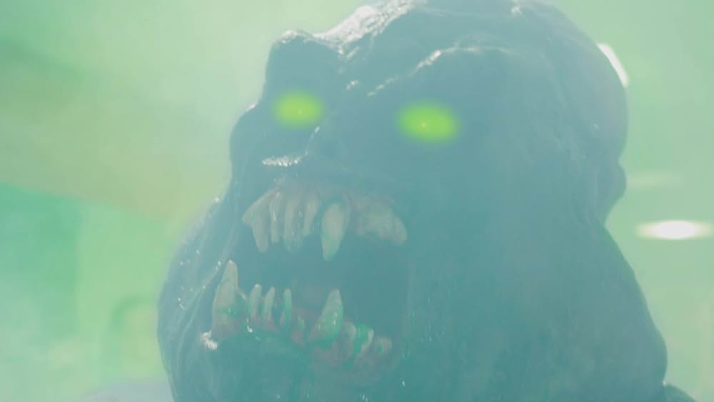 Return to Nuke 'Em High Volume 2（原題）の画像