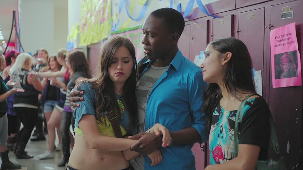 Return to Nuke 'Em High Volume 2（原題）の画像