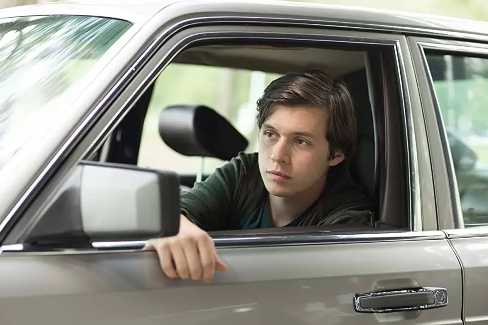 「ストレンジ・アフェア」ニック・ロビンソンの画像