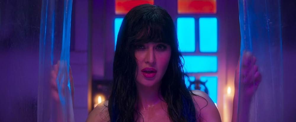 Phone Bhoot（原題）の画像