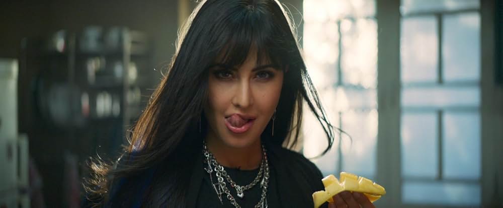 Phone Bhoot（原題）の画像