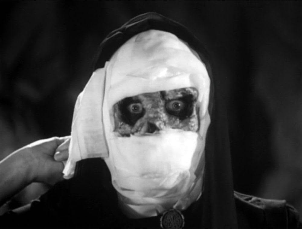 彼女 悪魔の画像