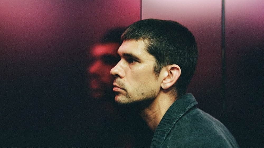 Surge（原題）の画像