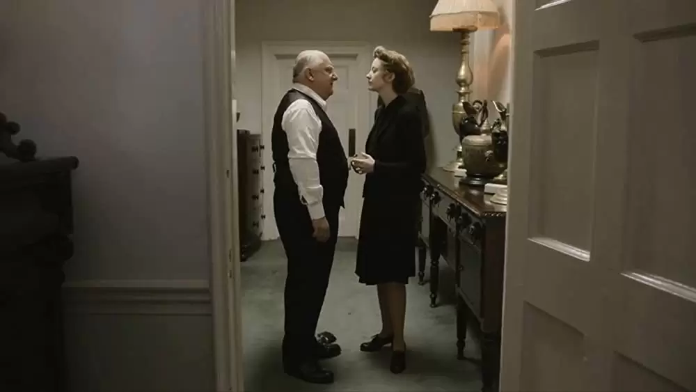 「スターリンの葬送狂騒曲」サイモン・ラッセル・ビール & アンドレア・ライズボローの画像