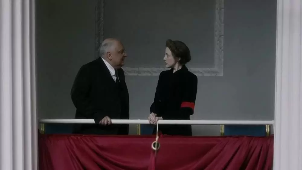 「スターリンの葬送狂騒曲」サイモン・ラッセル・ビール & アンドレア・ライズボローの画像