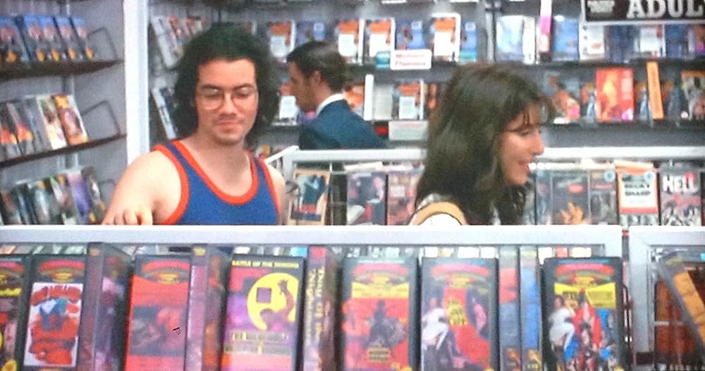 Walking and Talking（原題）の画像