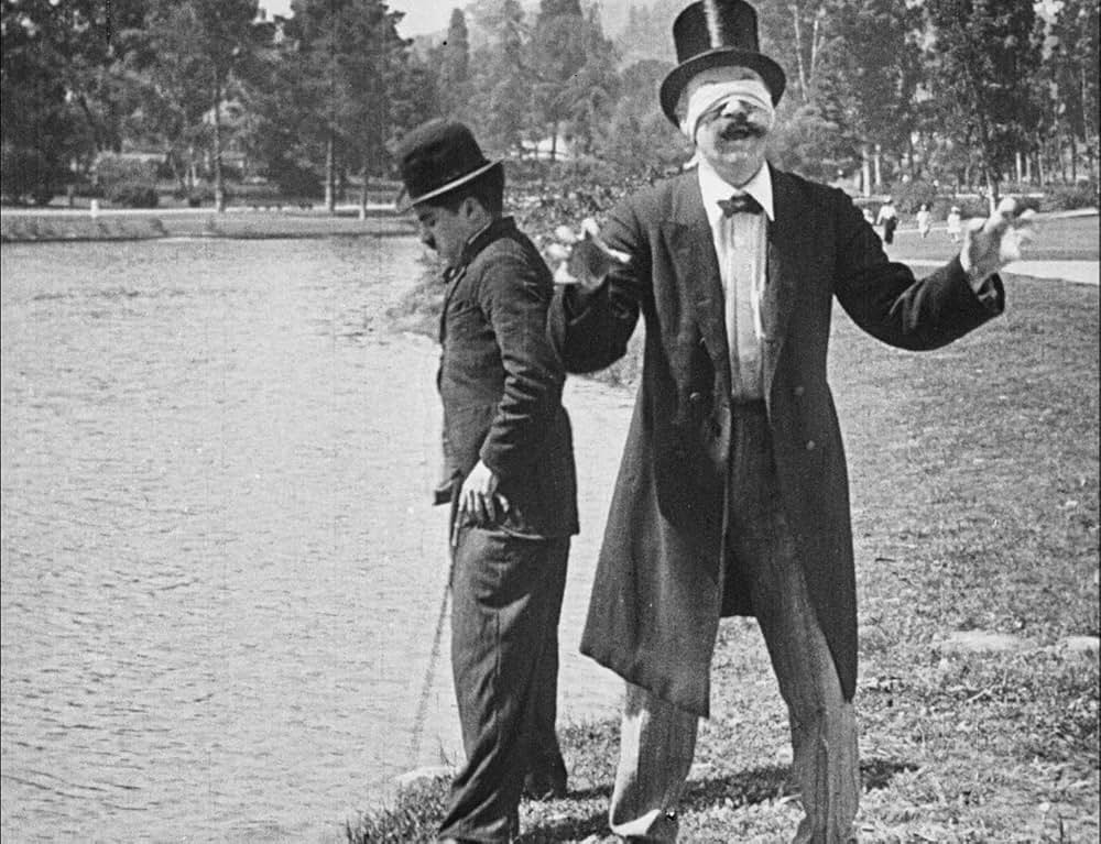 チャップリンの女装の画像