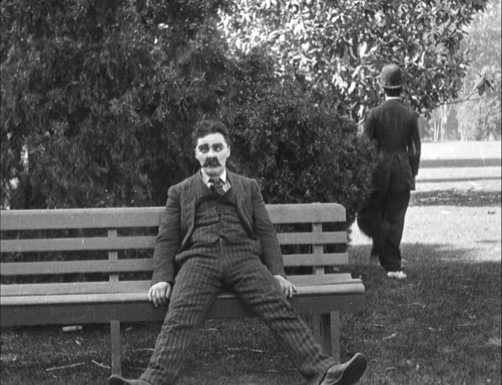 チャップリンの女装の画像