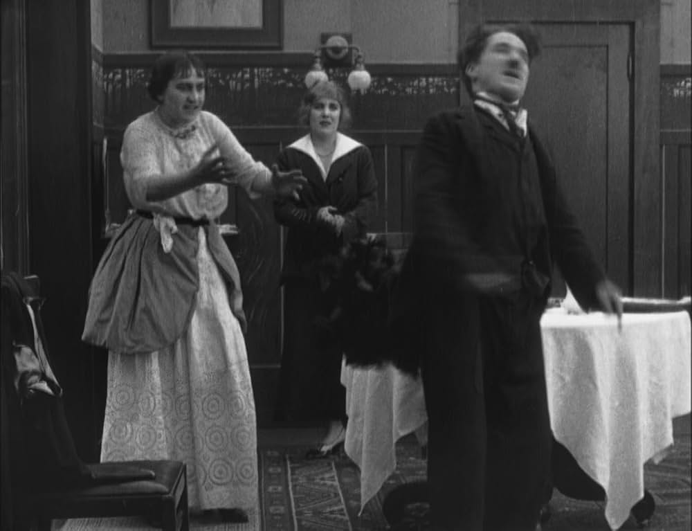 チャップリンの女装の画像