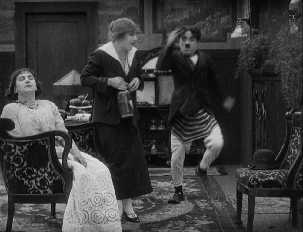 チャップリンの女装の画像