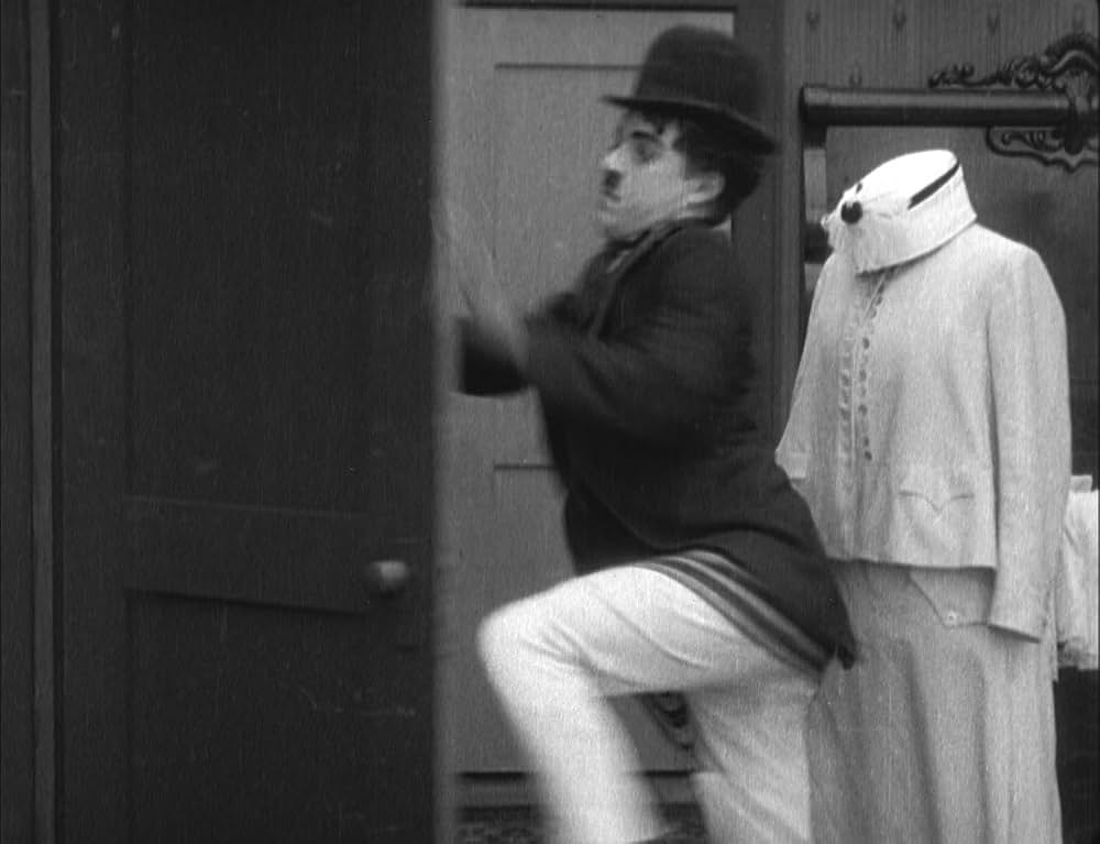 チャップリンの女装の画像