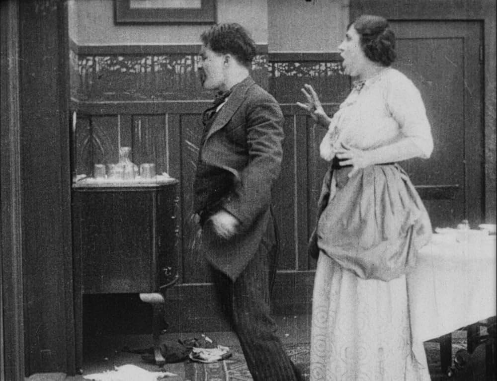 チャップリンの女装の画像