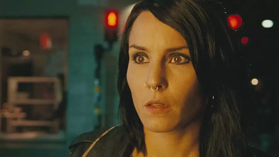 ミレニアム2 火と戯れる女の画像