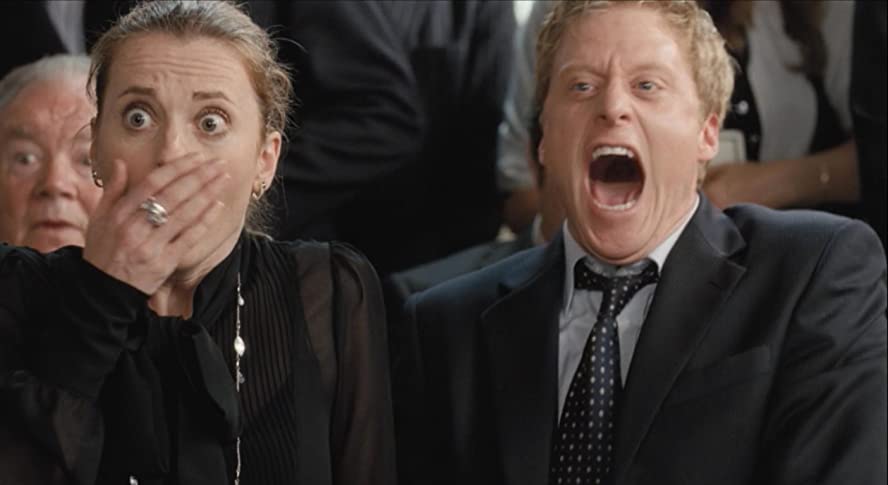 ハウエルズ家のちょっとおかしなお葬式の画像