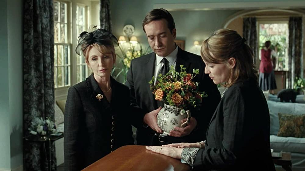 ハウエルズ家のちょっとおかしなお葬式の画像