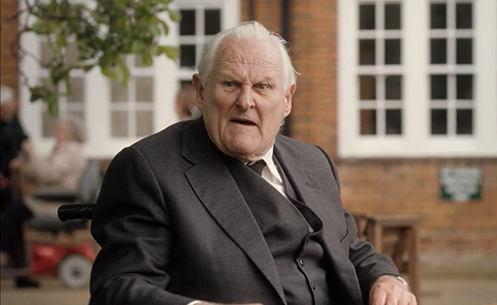 ハウエルズ家のちょっとおかしなお葬式の画像