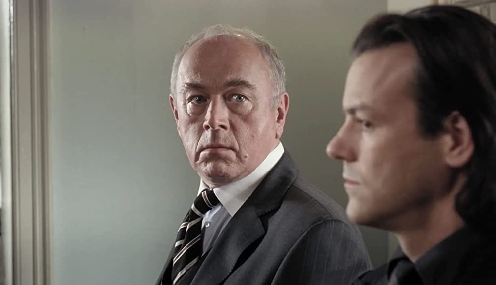 ハウエルズ家のちょっとおかしなお葬式の画像