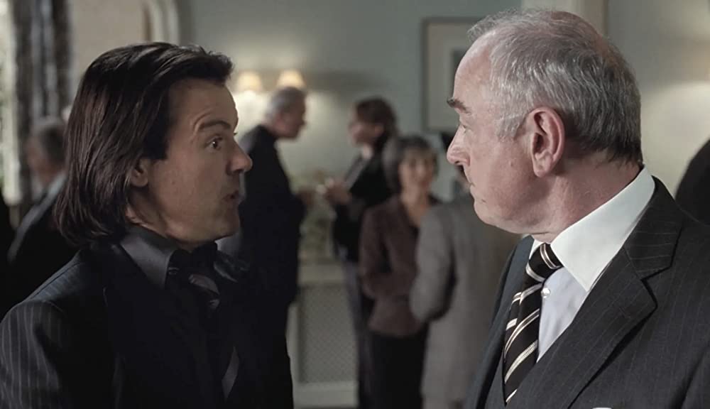 ハウエルズ家のちょっとおかしなお葬式の画像