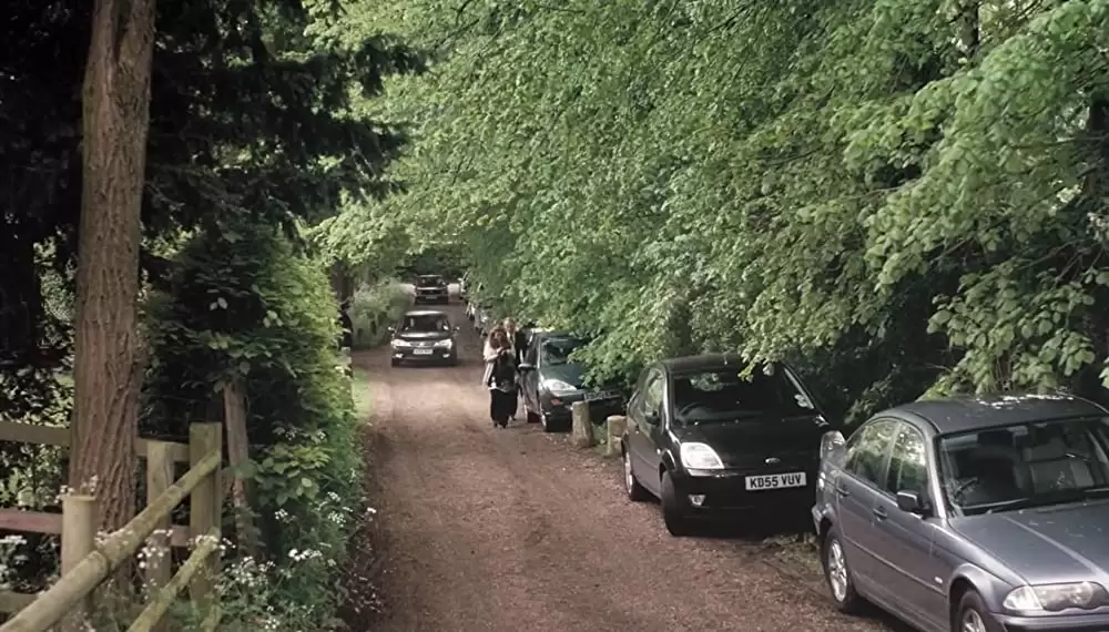 ハウエルズ家のちょっとおかしなお葬式の画像