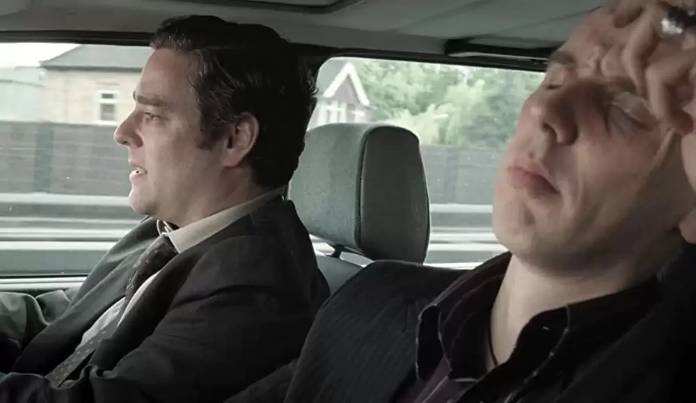 「ハウエルズ家のちょっとおかしなお葬式」ユエン・ブレムナー & アンディ・ナイマンの画像