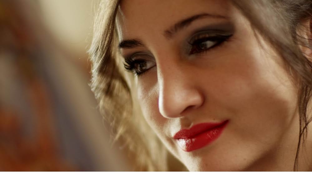 ネイキッド・リベンジ 赤の売春婦の画像