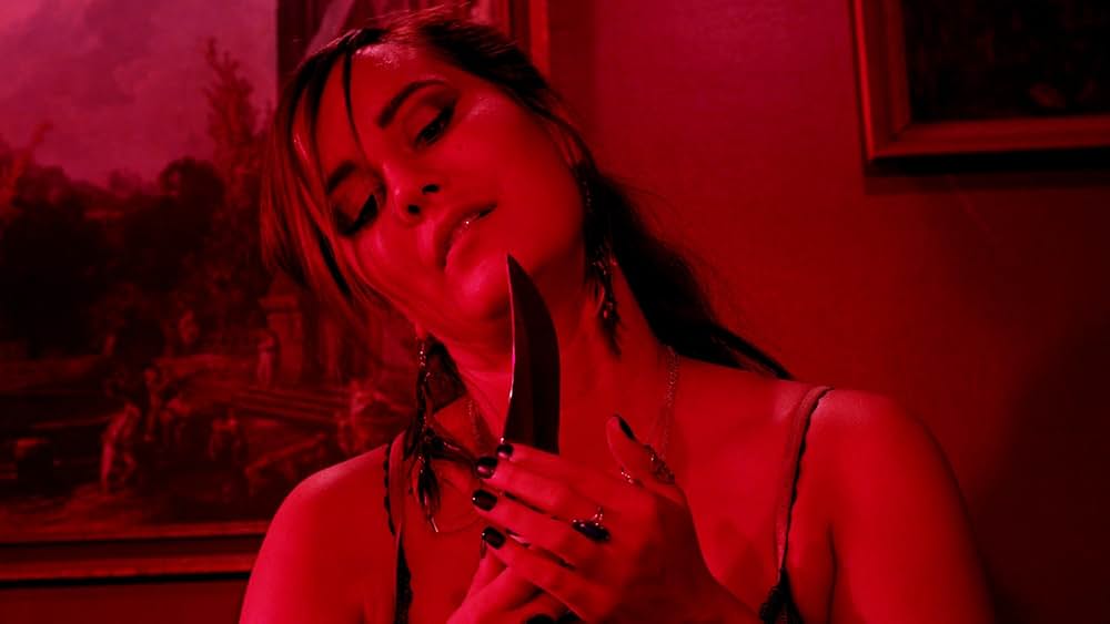 ネイキッド・リベンジ 赤の売春婦の画像