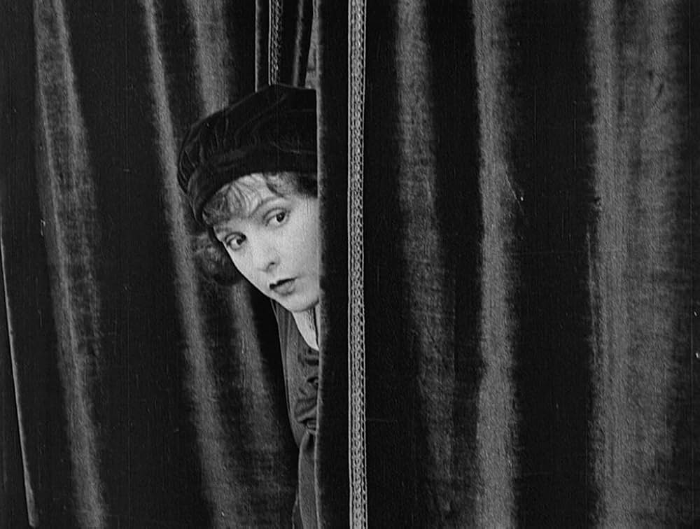 The Devil's Needle（原題）の画像