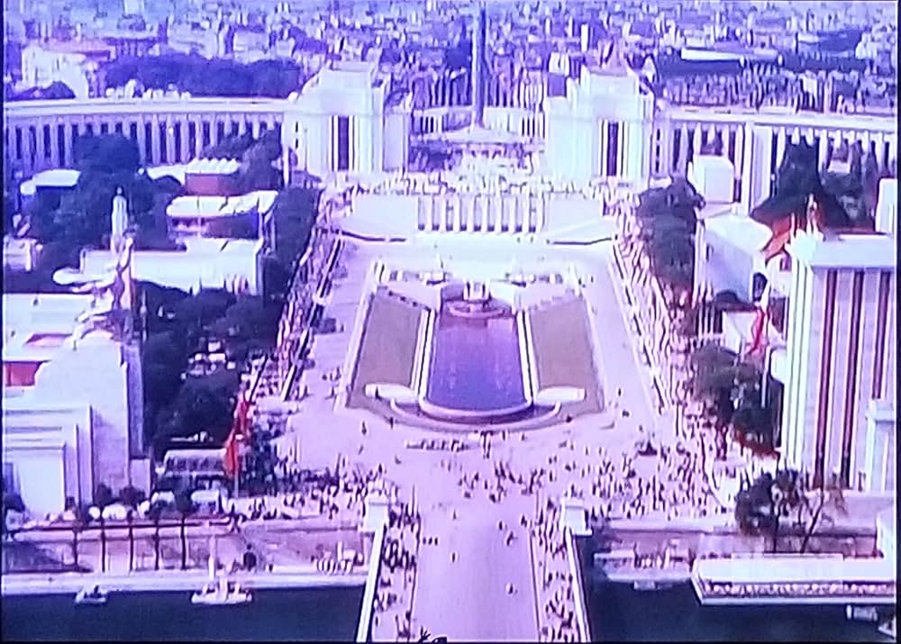 Paris on Parade（原題）の画像