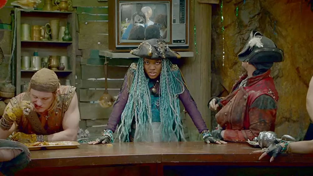 「ディセンダント2」チャイナ・アン・マクレーン & ディラン・プレーフェア & トーマス・ドハーティの画像