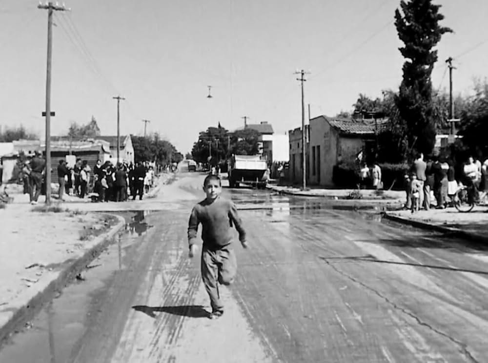 孤独な少年のクロニクルの画像