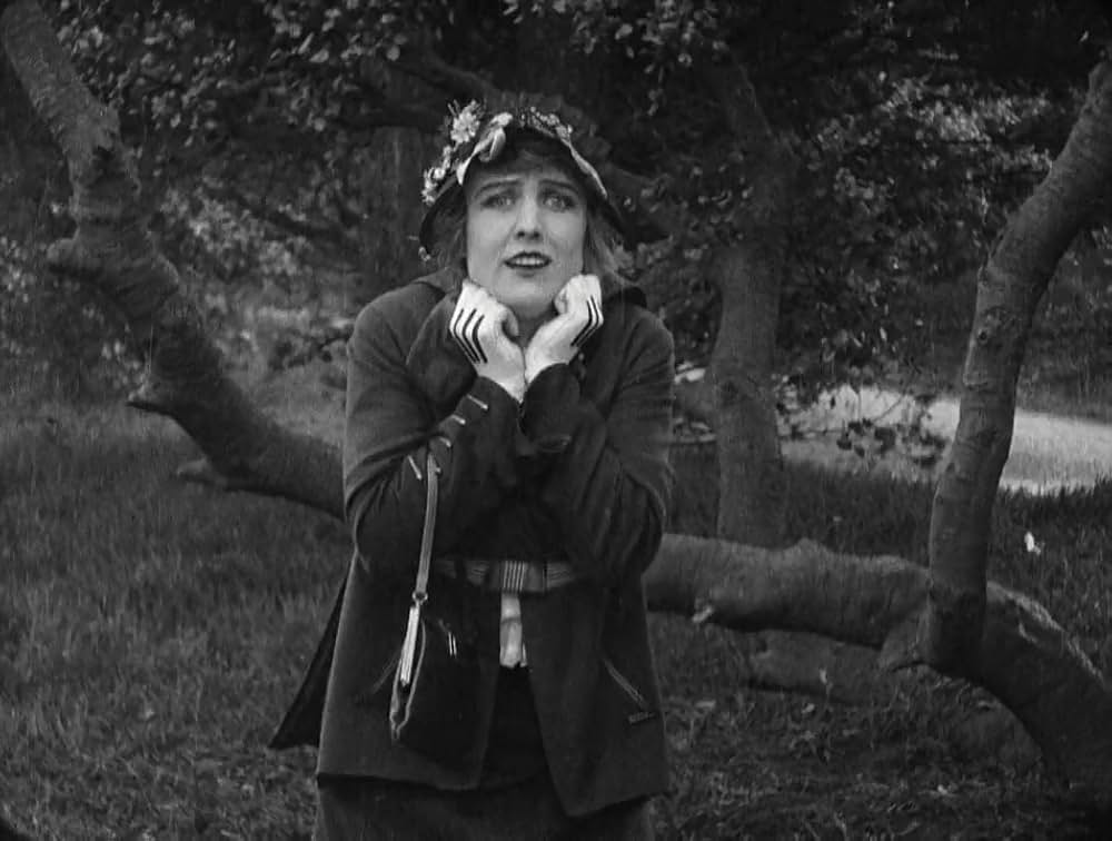 チャップリンの駈落の画像