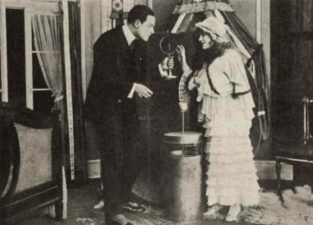 The Mysteries of Myra（原題）の画像