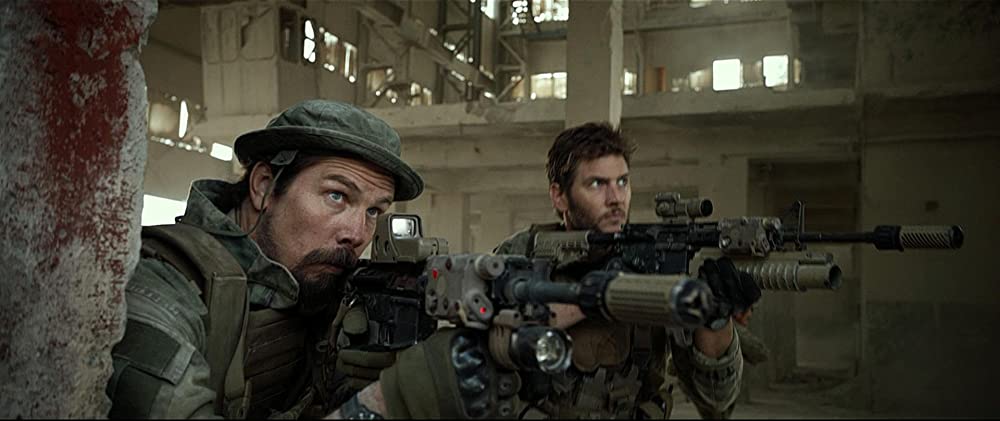 ハンターキラー 潜航せよの画像