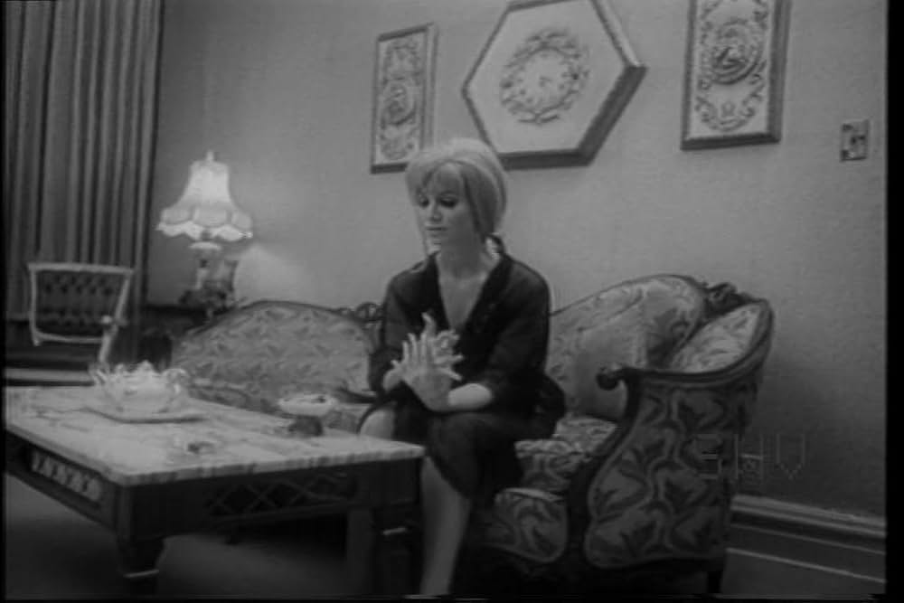 Indecent Desires（原題）の画像