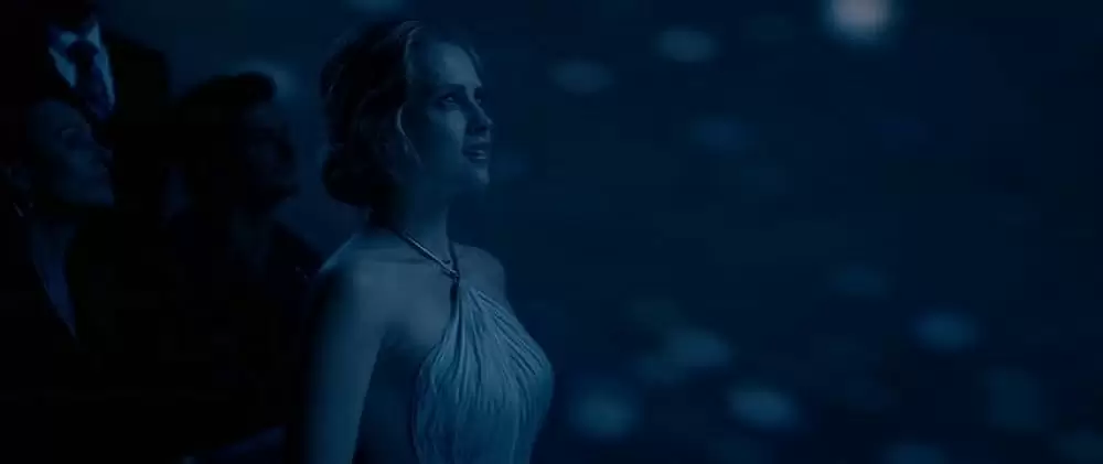 「2:22」テリーサ・パーマーの画像