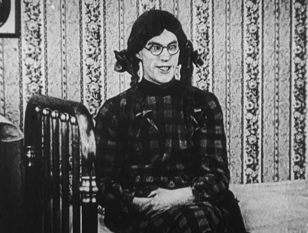 ファッティとキートンのおかしな肉屋／デブ君の女装の画像