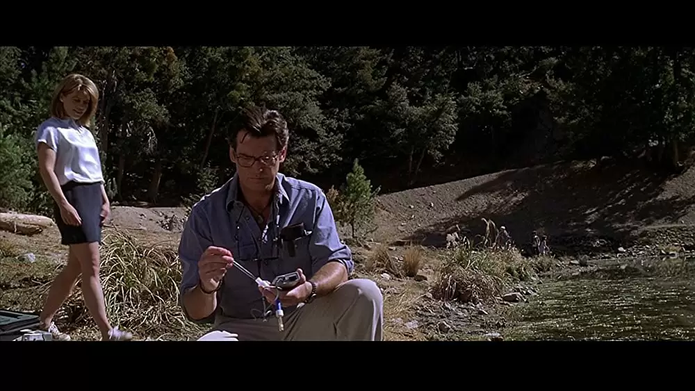 「ダンテズ・ピーク」ピアース・ブロスナン & リンダ・ハミルトンの画像