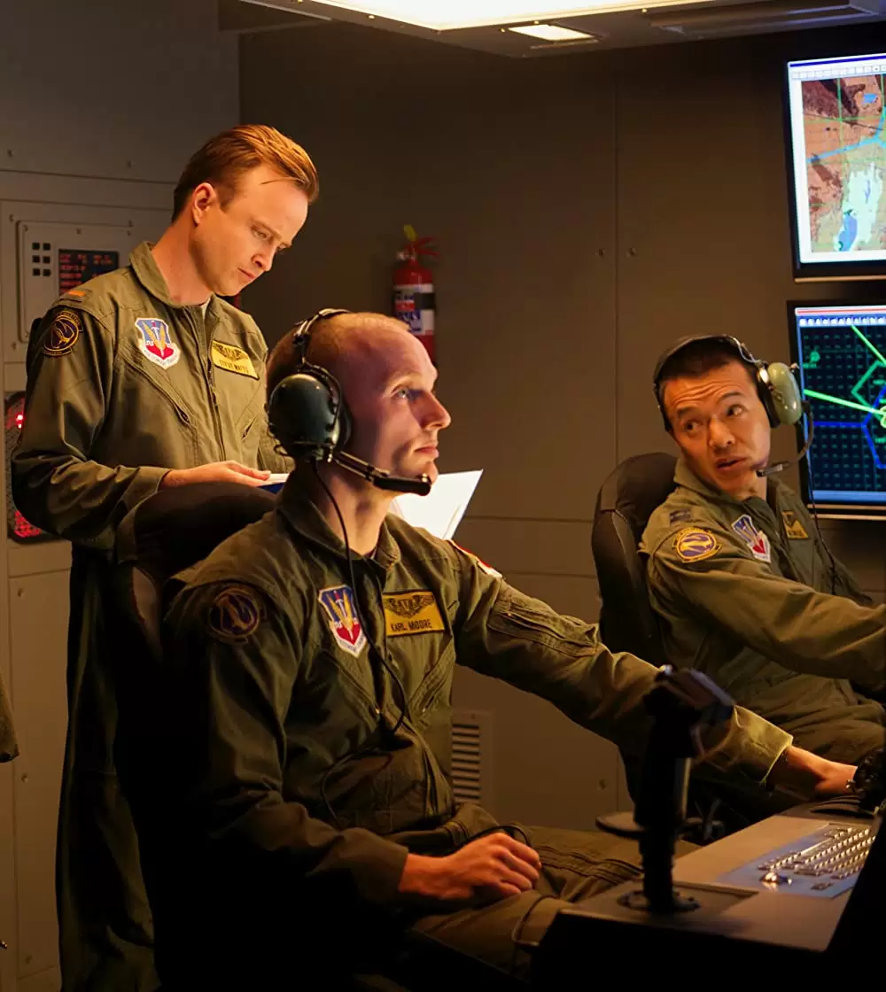 「アイ・イン・ザ・スカイ 世界一安全な戦場」アーロン・ポール & ケネス・フォクの画像
